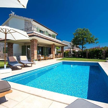 Luxury Villa Nika Dobrinj Exteriör bild