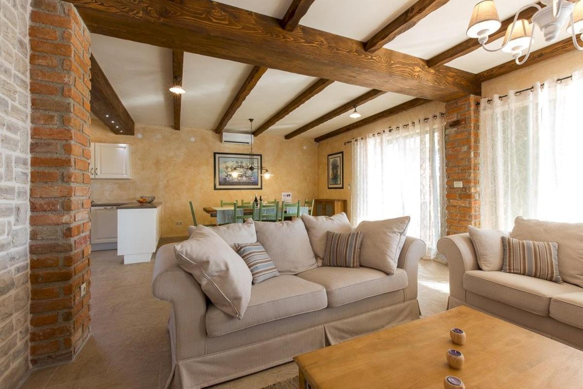 Luxury Villa Nika Dobrinj Exteriör bild