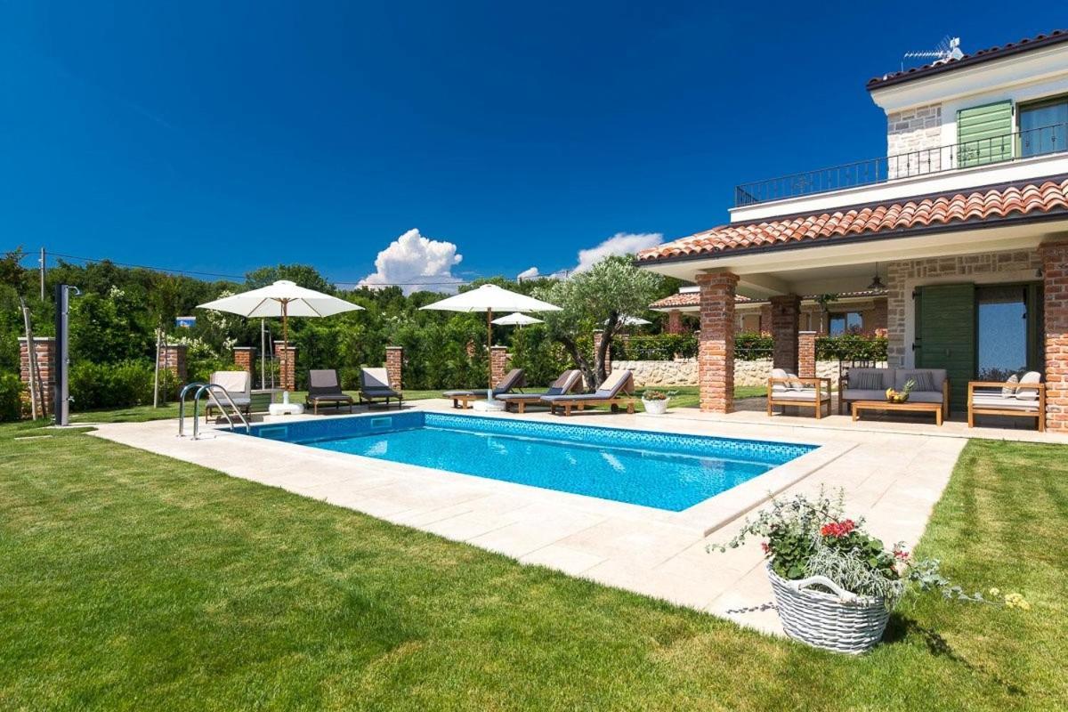 Luxury Villa Nika Dobrinj Exteriör bild